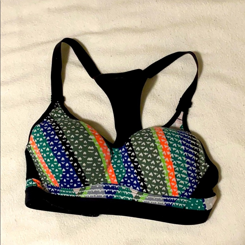 Victoria Sport Supportive sports bra